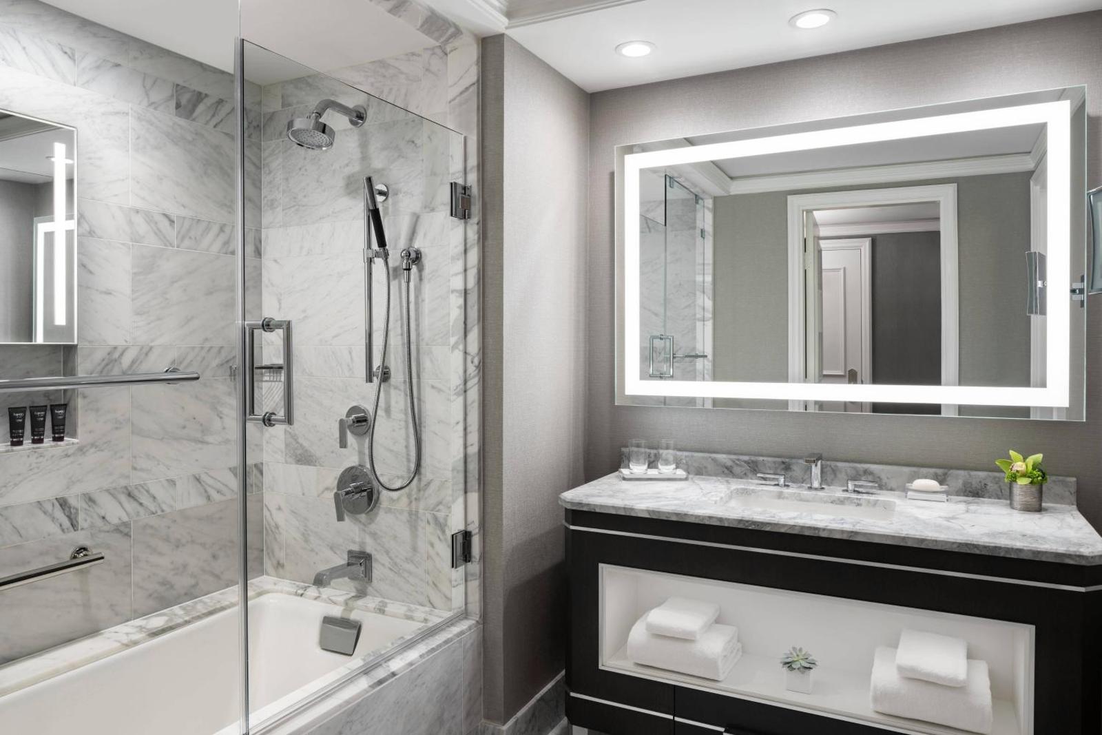 The Ritz-Carlton St. Louis Main image 1